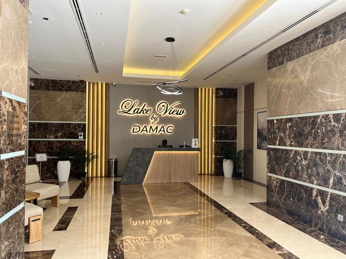 Higuest - Lake-view In Jlt Appartement *